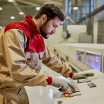 Особенности использования очистителя инструментов GNG 520 в промышленности